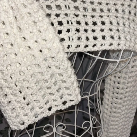 Crochet Shrug - Picture 3 of 3